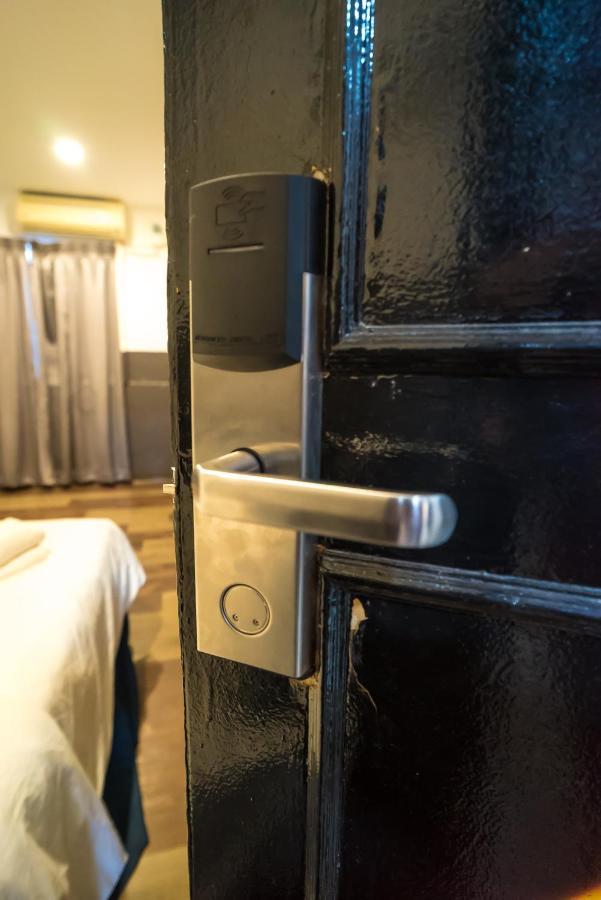 V Hotel Johor Bahru Zewnętrze zdjęcie
