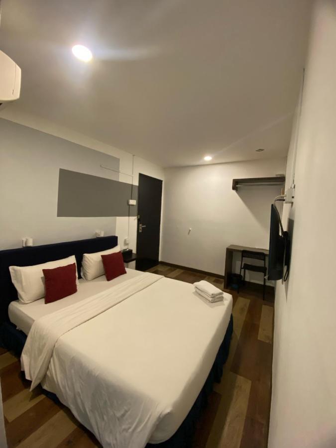 V Hotel Johor Bahru Zewnętrze zdjęcie