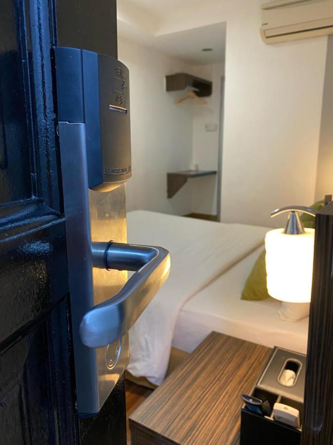 V Hotel Johor Bahru Zewnętrze zdjęcie